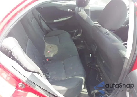 2010 Toyota Corolla S z USA, uszkodzony, nr VIN 2T1BU4EE7AC496432